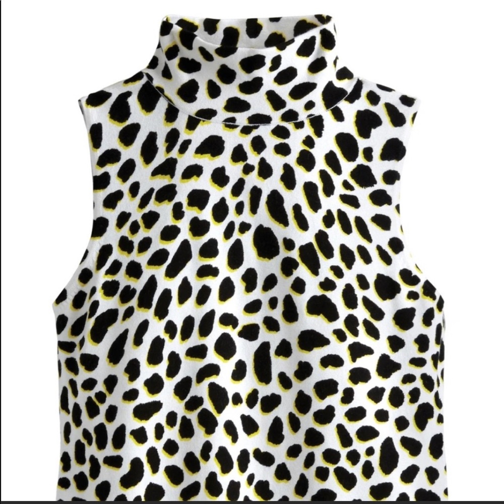 525 AMERICA CHEETAH PRINT SLEEVELESS
TURTLENECK TOP